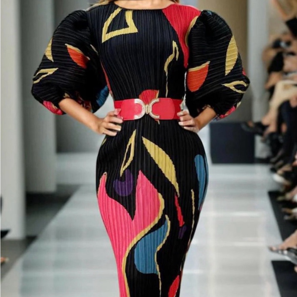 Long elegant pleated dress